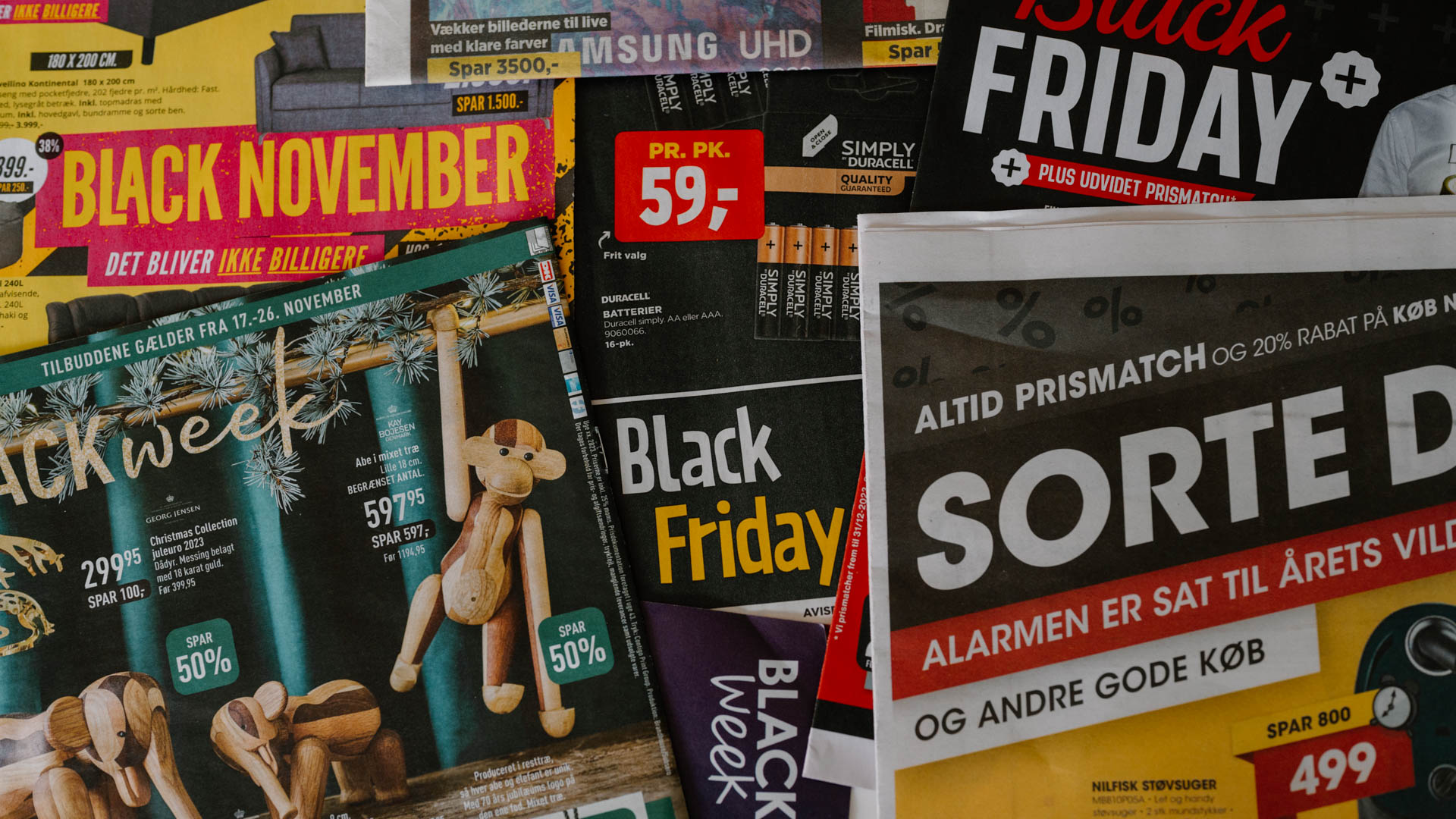 Black Friday-tilbud: Adfærdspsykologiens indflydelse på forbrugeradfærd og købsbeslutninger.